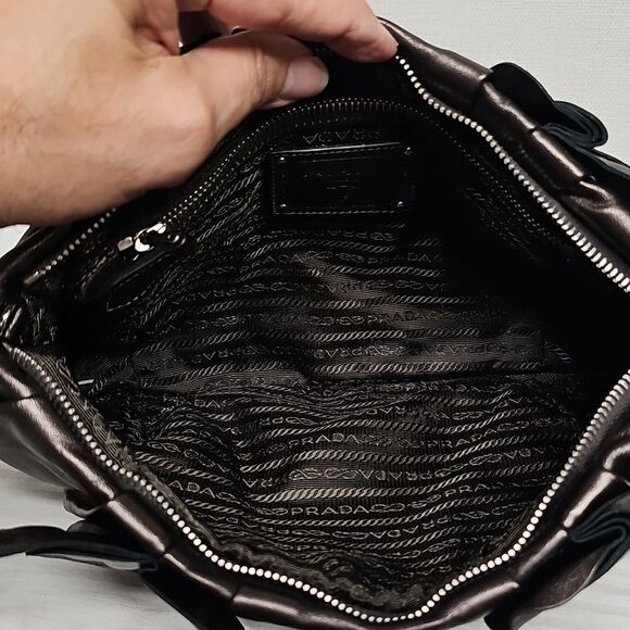 PRADA RUFFLED CLUTCH BFPM-03-309 - Picture 4 of 6